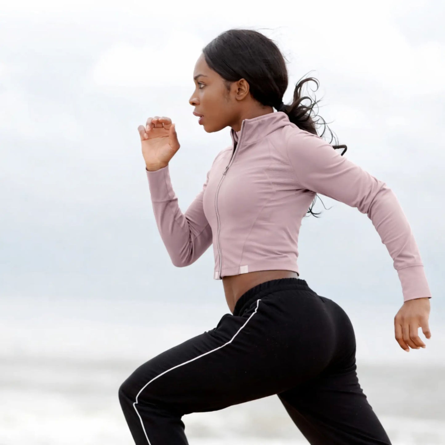 Women’Why This Slim Fit Gym Jacket Is a Must-Have for Active Women - Jumartins