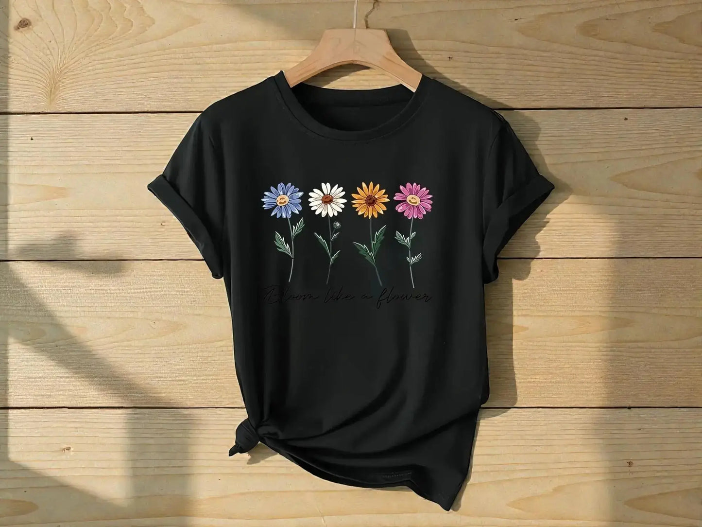 Floral Graphic Tee | Women's Short Sleeve Flower Print T-Shirt JuChachaShop