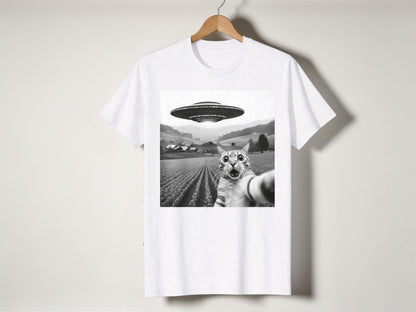 Funny Cat Selfie UFO T-Shirt