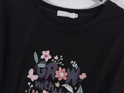 Plus Size Floral Graphic Tee | Women's Loose Fit Top