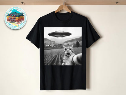 Funny Cat Selfie UFO T-Shirt | Sci Fi Alien Pet Humor Graphic Tee