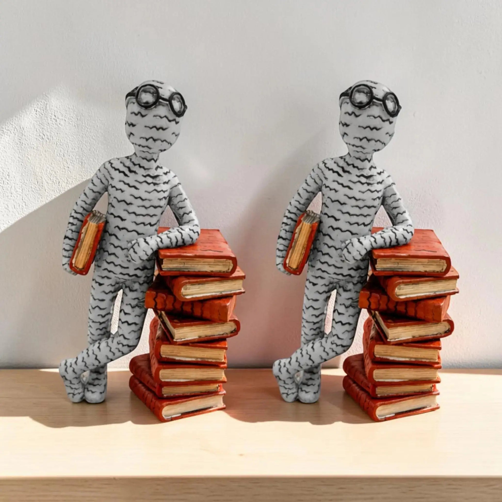 Artistic Reader Statue Decor for Modern Living Spaces JuChachaShop