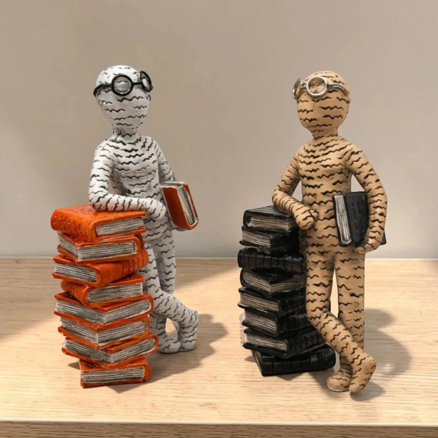 Artistic Reader Statue Decor for Modern Living Spaces JuChachaShop