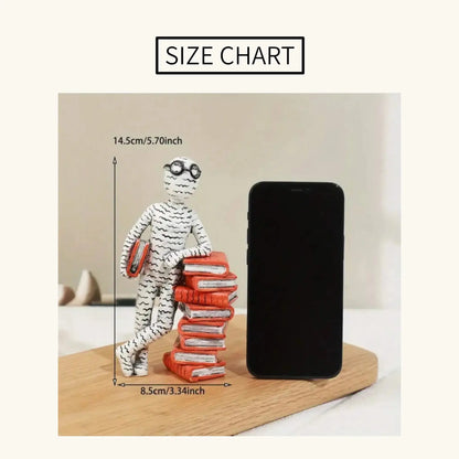 Artistic Reader Statue Decor for Modern Living Spaces JuChachaShop