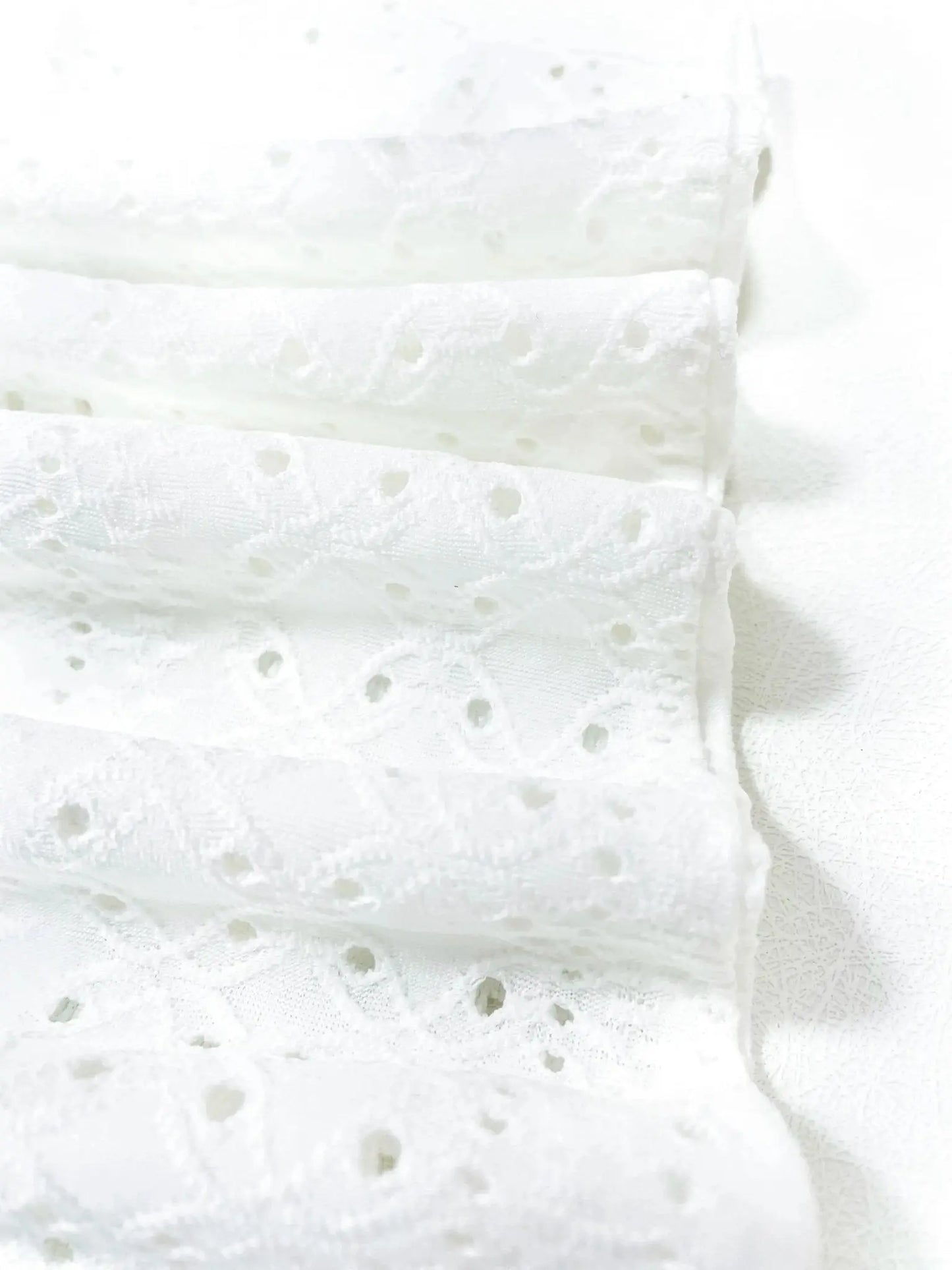 White Eyelet Sleeveless V-Neck Boho Tank Blouse – Lightweight Vacation Shirt JuChachaShop